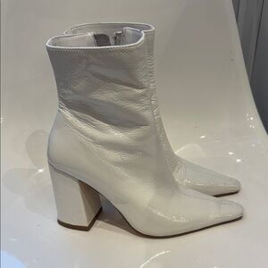 Steve Madden white patent Slade  Heeled Boots